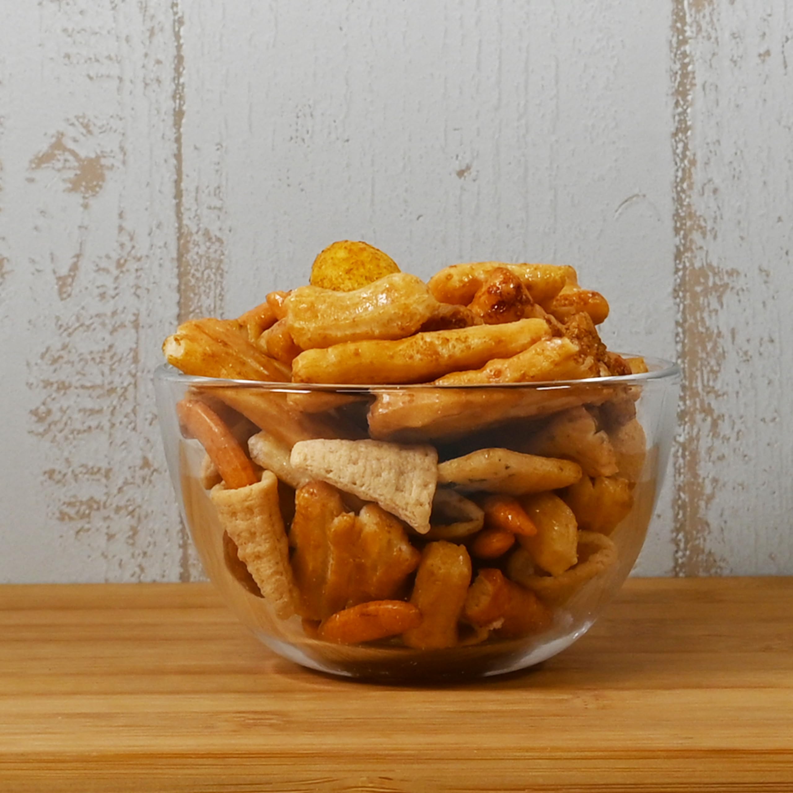 Amazon.co.jp: 訳あり 大容量 【 割れ 柿ピー・おかき ミックス 】わけ